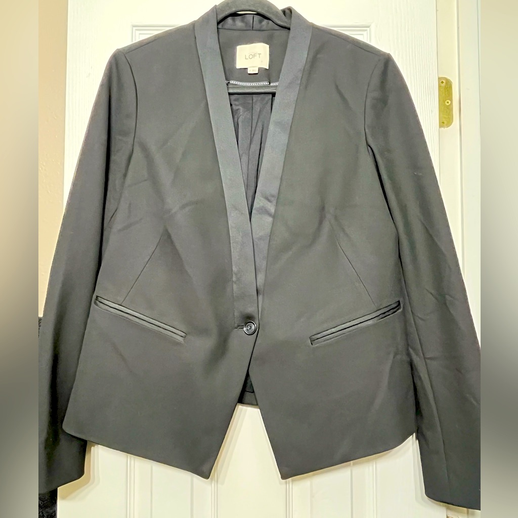 Loft Button Blazer